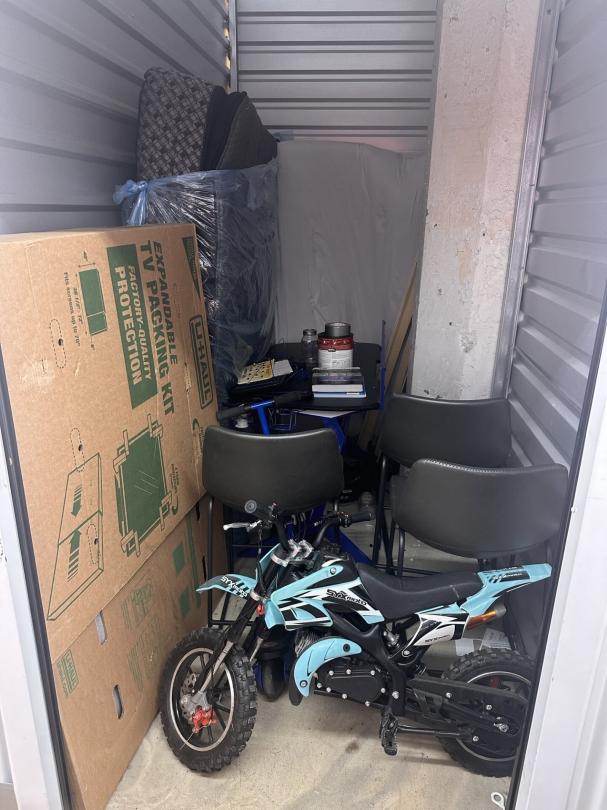 Storage Unit Auction in Newark, NJ at Uhaul of Newark (Orange street